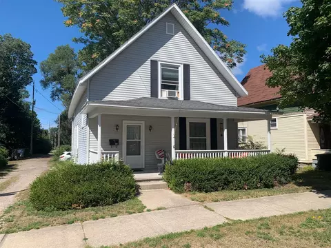 506 S Washington, Ludington, MI 49431