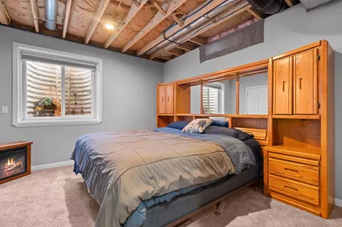 Bedroom - 770 Eagles Nest, Milan, MI 48160 photo 7 of 8