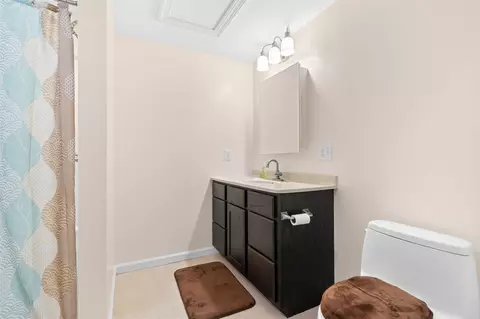 Bath - 770 Eagles Nest, Milan, MI 48160 photo 5 of 6