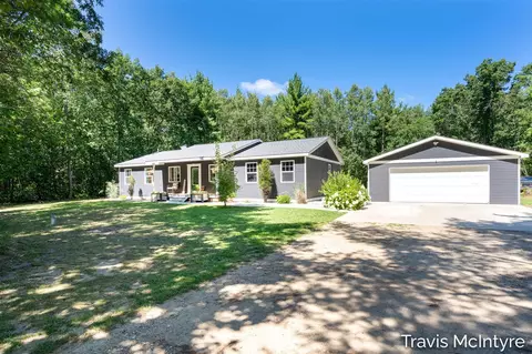 20392 Gates, Howard City, MI 49329