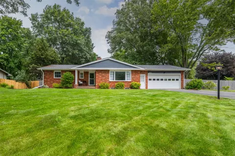 2351 Fountain, Stevensville, MI 49127