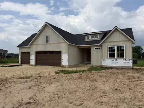 12044 Alden, Lowell, MI 49331