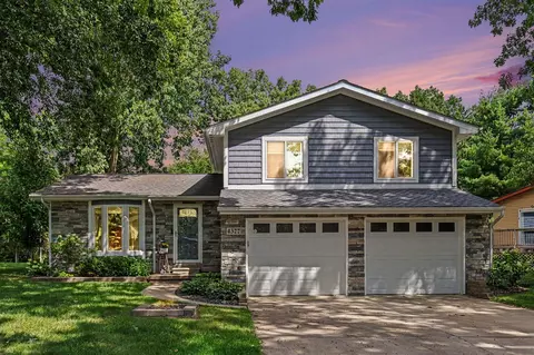 4377 Old Ml, Pinckney, MI 48169