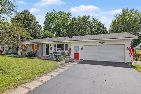 319 W Willard, Paw Paw, MI 49079