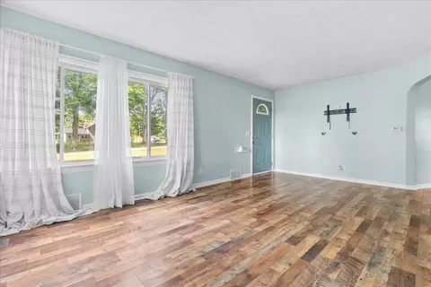 Living - 9718 19 12 Mile, Marshall, MI 49068 photo 2 of 3