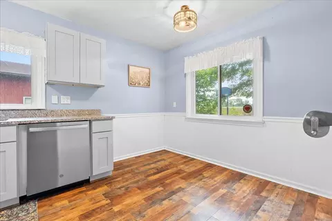 Kitchen - 9718 19 12 Mile, Marshall, MI 49068 photo 1 of 6
