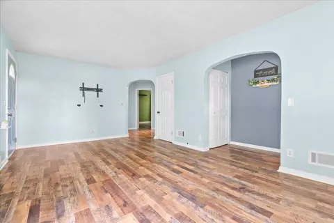 Living - 9718 19 12 Mile, Marshall, MI 49068 photo 3 of 3