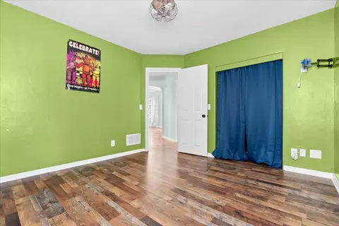 Bedroom - 9718 19 12 Mile, Marshall, MI 49068 photo 1 of 8