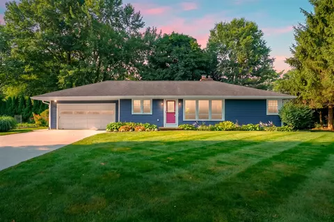 8376 Yale, Richland, MI 49083