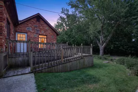 Exterior - 3650 Spring Arbor, Jackson, MI 49201 photo 6 of 16