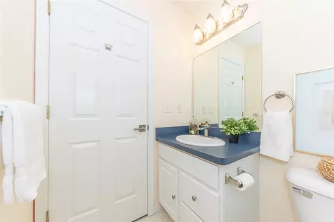 Bath - 599 Sycamore, Saline, MI 48176 photo 2 of 6