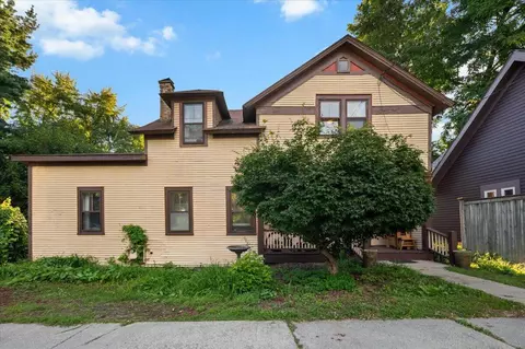 211 Charles, Grand Rapids, MI 49503