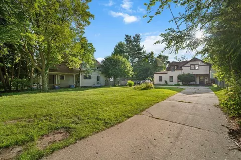 211 Charles, Grand Rapids, MI 49503