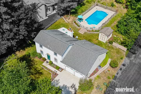 17047 Lincoln, Grand Haven, MI 49417