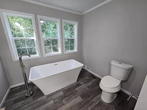 Bath - 685 S Bingham, White Cloud, MI 49349 photo 2 of 4