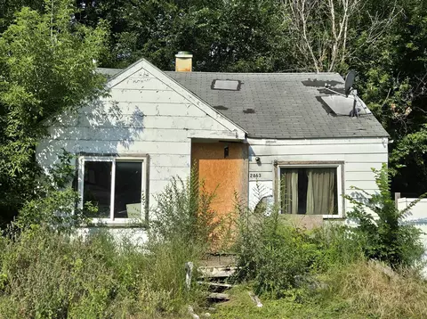 12863 Braile, Detroit, MI 48223