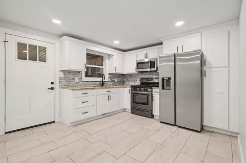 Kitchen - 133 W 2nd, Gladwin, MI 48624 photo 1 of 1
