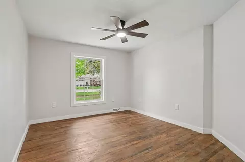 Bedroom - 133 W 2nd, Gladwin, MI 48624 photo 3 of 6