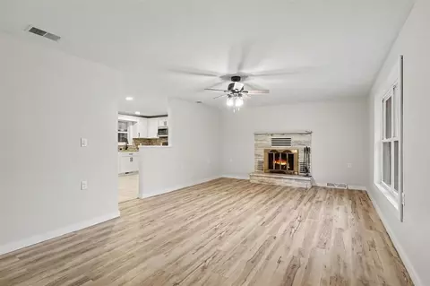 Living - 133 W 2nd, Gladwin, MI 48624 photo 1 of 2