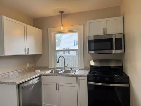 Kitchen - 836 Concord, Jackson, MI 49202 photo 2 of 2