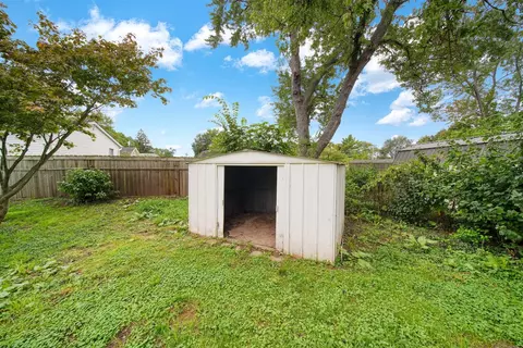 Exterior - 836 Concord, Jackson, MI 49202 photo 7 of 12