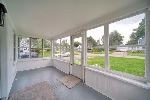 Exterior - 836 Concord, Jackson, MI 49202 photo 3 of 12