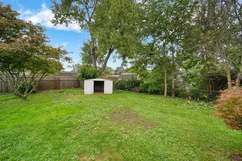Exterior - 836 Concord, Jackson, MI 49202 photo 10 of 12