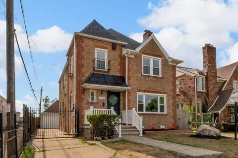 17127 San Juan, Detroit, MI 48221