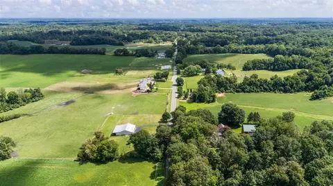 View/Area - 1815 E Glendora, Buchanan, MI 49107 photo 11 of 12