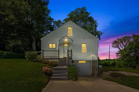 Exterior - 1815 E Glendora, Buchanan, MI 49107 photo 2 of 17
