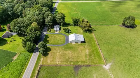 View/Area - 1815 E Glendora, Buchanan, MI 49107 photo 4 of 12