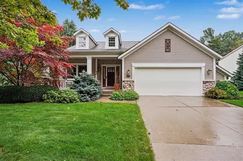 6852 Westshire, Norton Shores, MI 49444