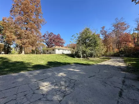 Exterior - 6127 Brooklyn, Jackson, MI 49201 photo 10 of 16