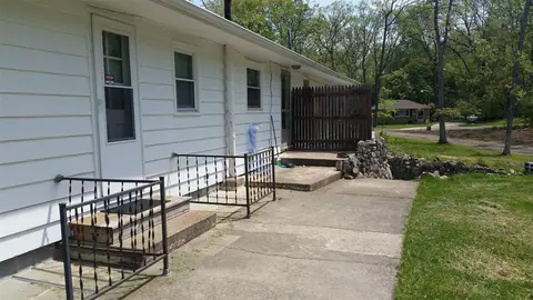 Exterior - 6127 Brooklyn, Jackson, MI 49201 photo 12 of 16