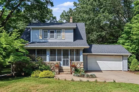 4251 E Kirby, Battle Creek, MI 49017