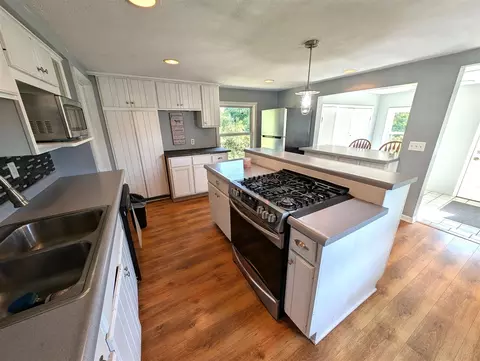 Kitchen - 4279 20th, Dorr, MI 49323 photo 3 of 5
