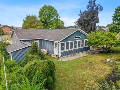 716 Valley, Fremont, MI 49412