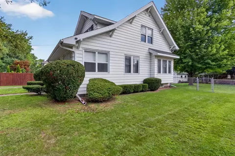Exterior - 403 S Wisner, Jackson, MI 49203 photo 10 of 15