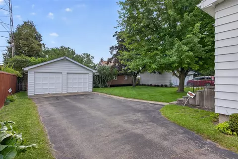 Exterior - 403 S Wisner, Jackson, MI 49203 photo 2 of 15