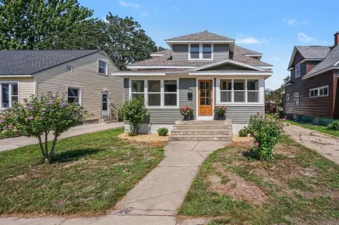 371 W 19th, Holland, MI 49423