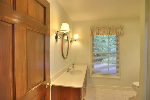 Bath - 4890 Mill, Jackson, MI 49201 photo 1 of 13