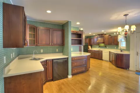 Kitchen - 4890 Mill, Jackson, MI 49201 photo 1 of 11