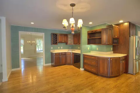 Kitchen - 4890 Mill, Jackson, MI 49201 photo 3 of 11
