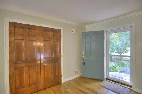 Entry Way - 4890 Mill, Jackson, MI 49201 photo 2 of 5
