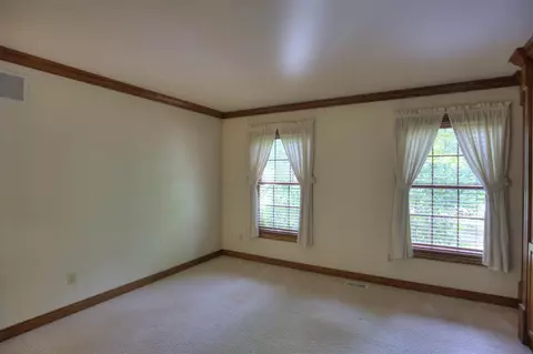 Bedroom - 4890 Mill, Jackson, MI 49201 photo 11 of 15