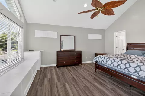 Bedroom - 11939 Greenbriar, Jerome, MI 49249 photo 2 of 12