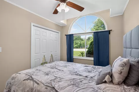 Bedroom - 11939 Greenbriar, Jerome, MI 49249 photo 12 of 12