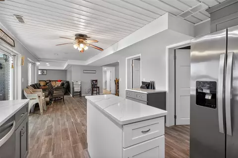Entry Way - 11939 Greenbriar, Jerome, MI 49249 photo 6 of 6