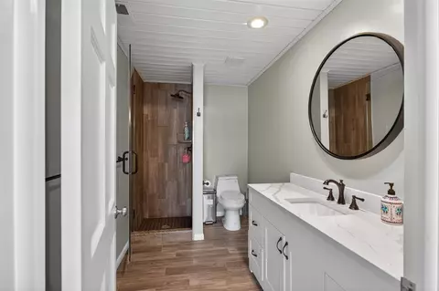 Bath - 11939 Greenbriar, Jerome, MI 49249 photo 6 of 8