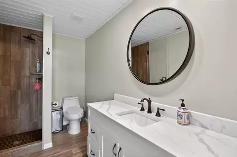 Bath - 11939 Greenbriar, Jerome, MI 49249 photo 7 of 8